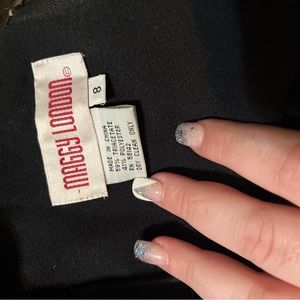 Maggy London size 8 beautiful evening dress